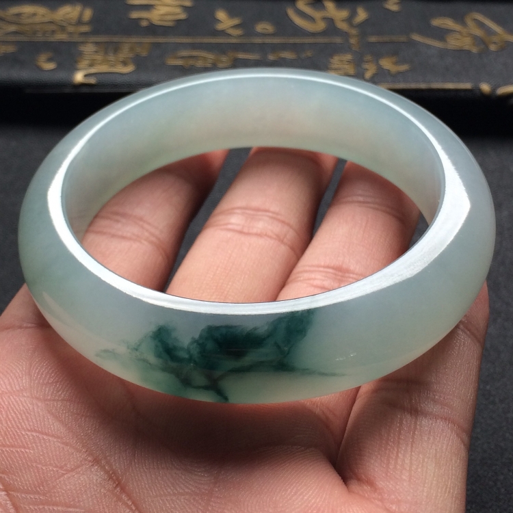 （超值推荐）冰种飘花手镯（56.6mm）