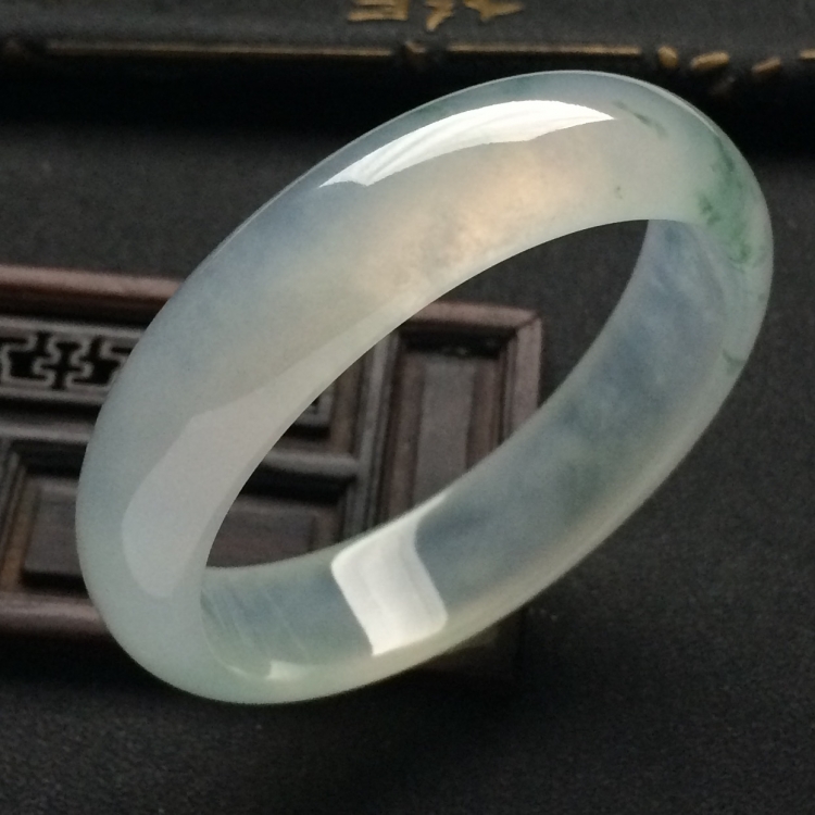 （超值推荐）冰种飘花贵妃镯（58.5mm-52.9mm）