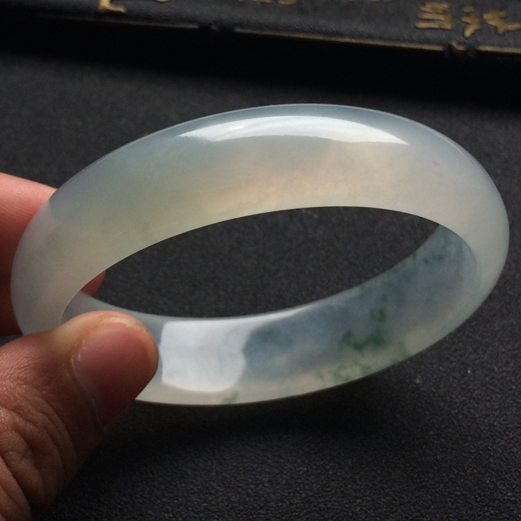 （超值推荐）冰种飘花贵妃镯（58.5mm-52.9mm）