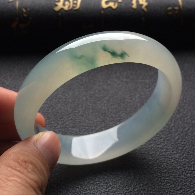 （超值推荐）冰种飘花手镯（57.2mm）