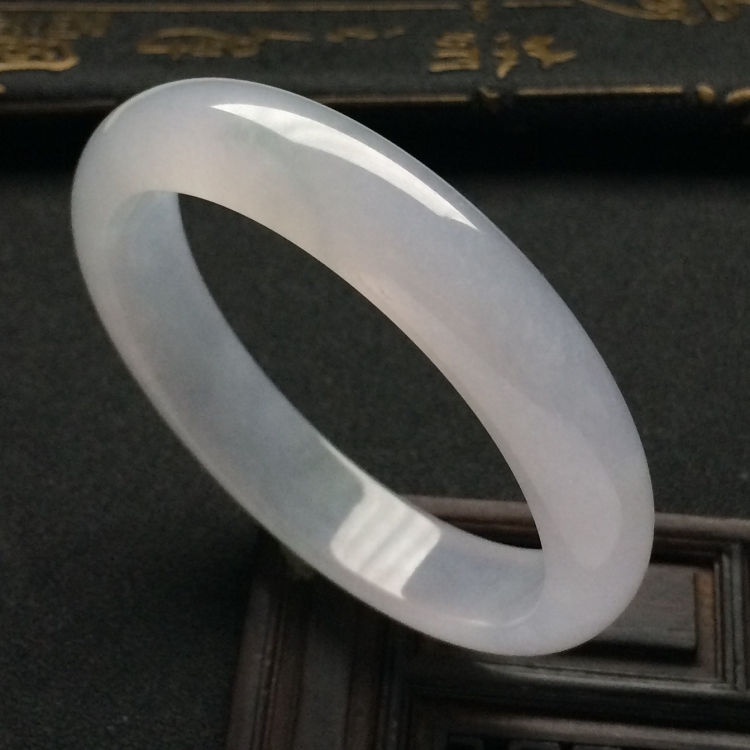 （超值推荐）冰种淡晴水手镯（55.7mm）
