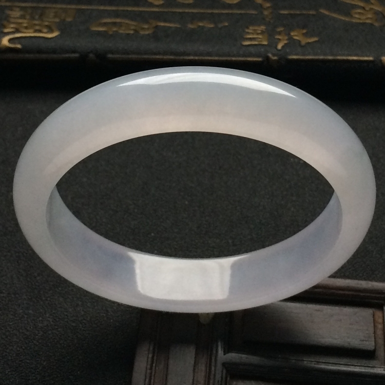 （超值推荐）冰种淡晴水手镯（55.7mm）