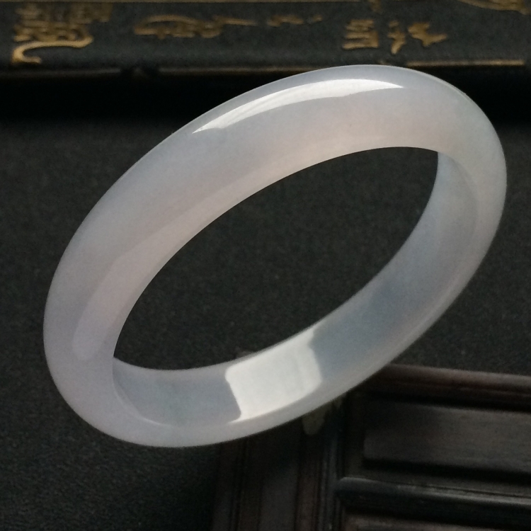 （超值推荐）冰种淡晴水手镯（55.7mm）