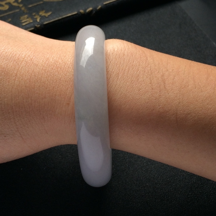 （超值推荐）冰种淡晴水手镯（55.7mm）