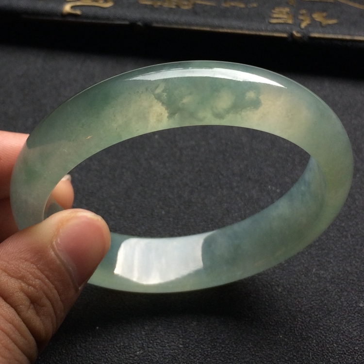 （超值推荐）冰种晴水手镯（58mm）