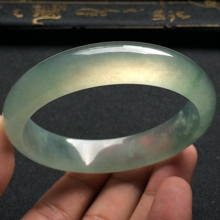 （超值推荐）冰种晴水手镯（58mm）