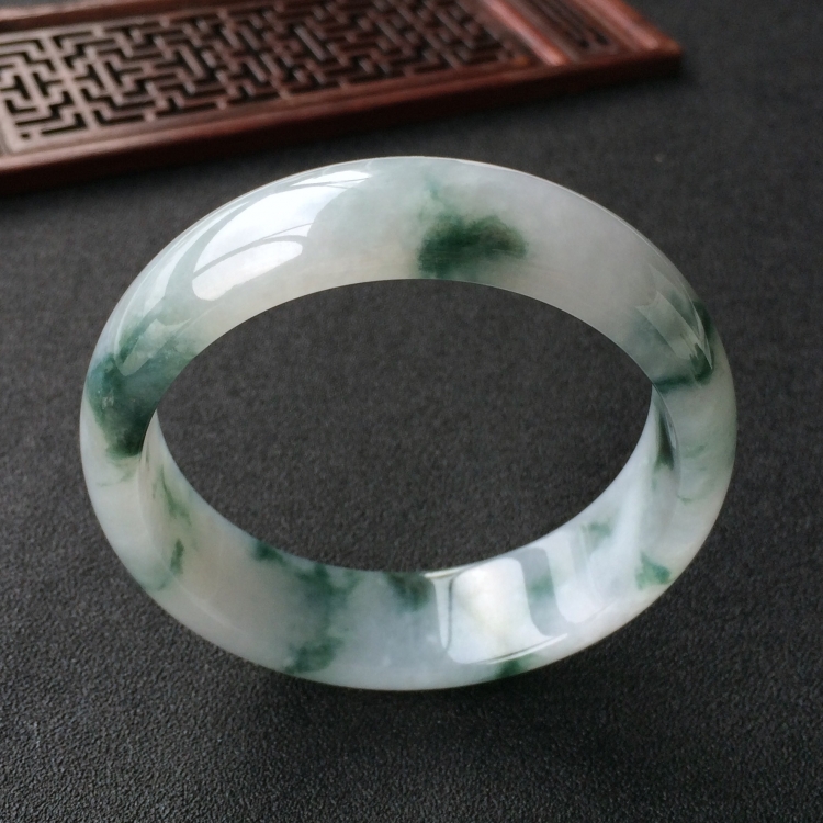(超值推荐)糯冰种飘花手镯(57.7mm)