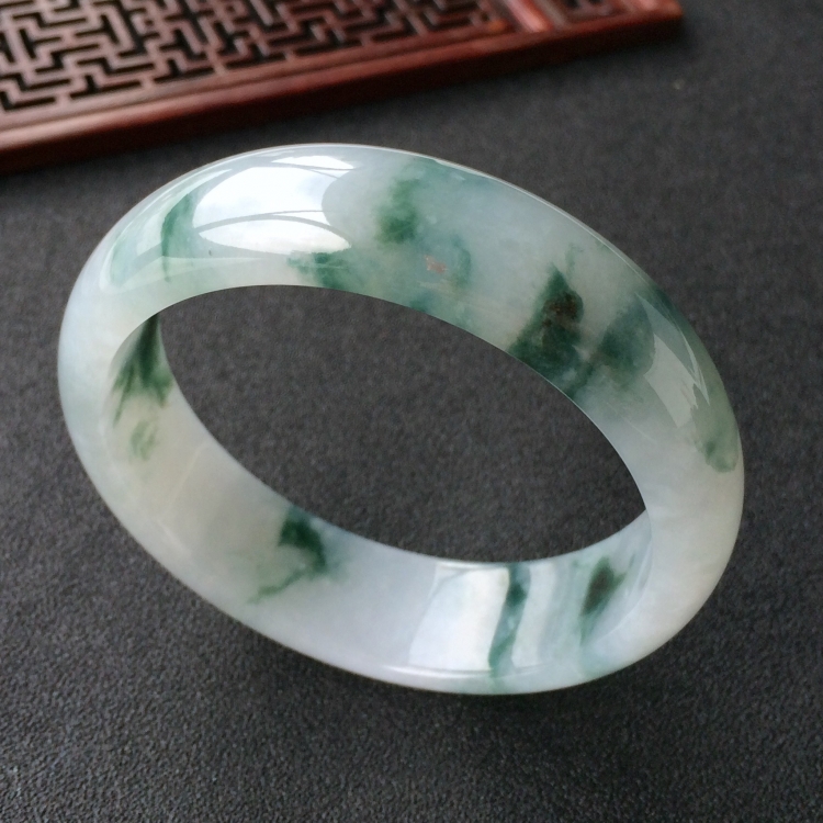 (超值推荐)糯冰种飘花手镯(57.7mm)