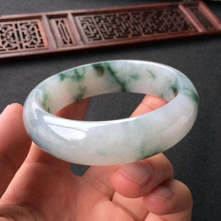 (超值推荐)糯冰种飘花手镯(57.7mm)