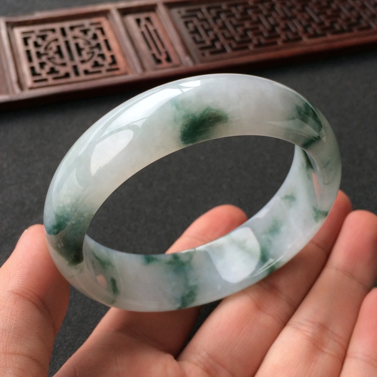 (超值推荐)糯冰种飘花手镯(57.7mm)