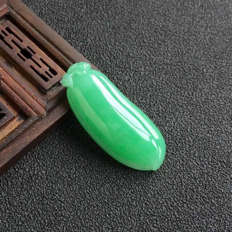 (超值推荐)糯冰种豆色福瓜挂件