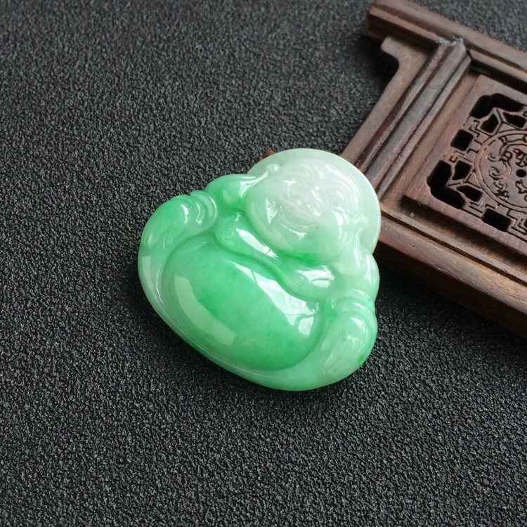 (超值推荐)糯冰种豆绿玉佛挂件
