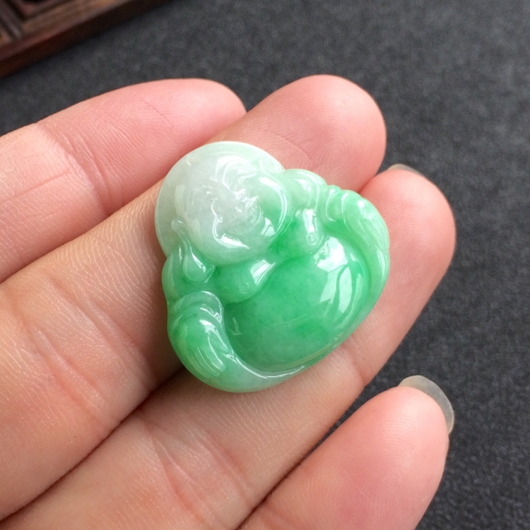 (超值推荐)糯冰种豆绿玉佛挂件