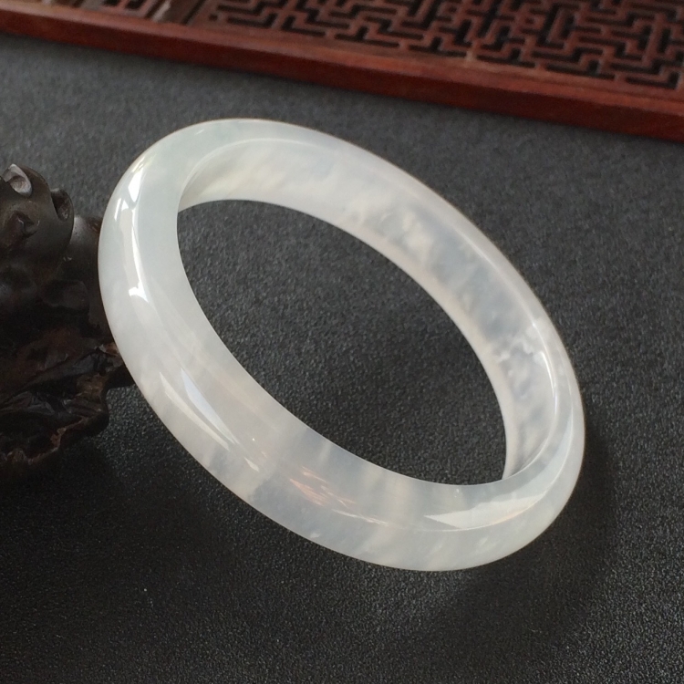 (超值推荐)冰种白色手镯(58.3mm)