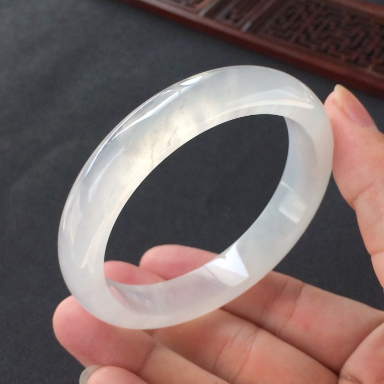 (超值推荐)冰种白色手镯(58.3mm)