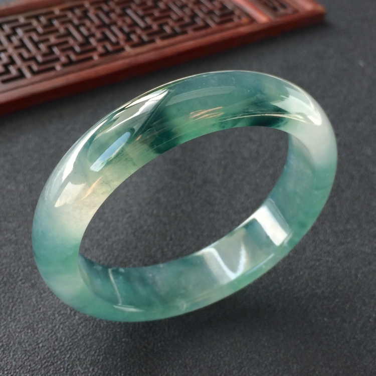 (超值推荐)冰种飘花手镯(56mm)