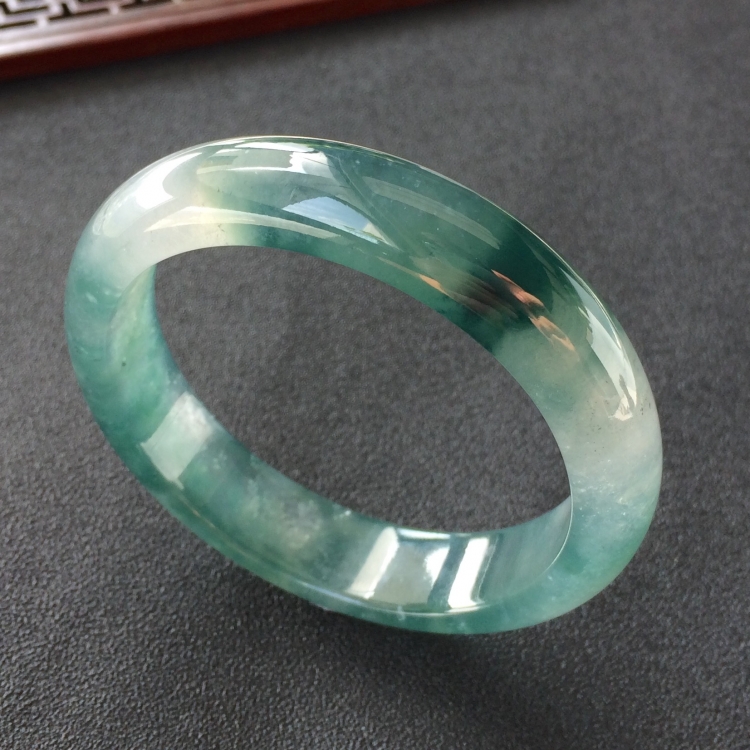 (超值推荐)冰种飘花手镯(56mm)
