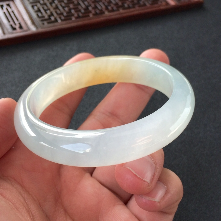 (超值推荐)冰种黄翡手镯(55.3mm)