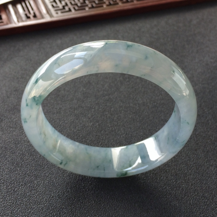 (超值推荐)糯冰种紫罗兰飘花手镯(58.1mm)
