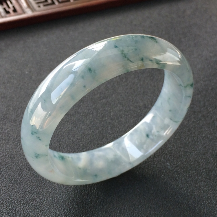 (超值推荐)糯冰种紫罗兰飘花手镯(58.1mm)