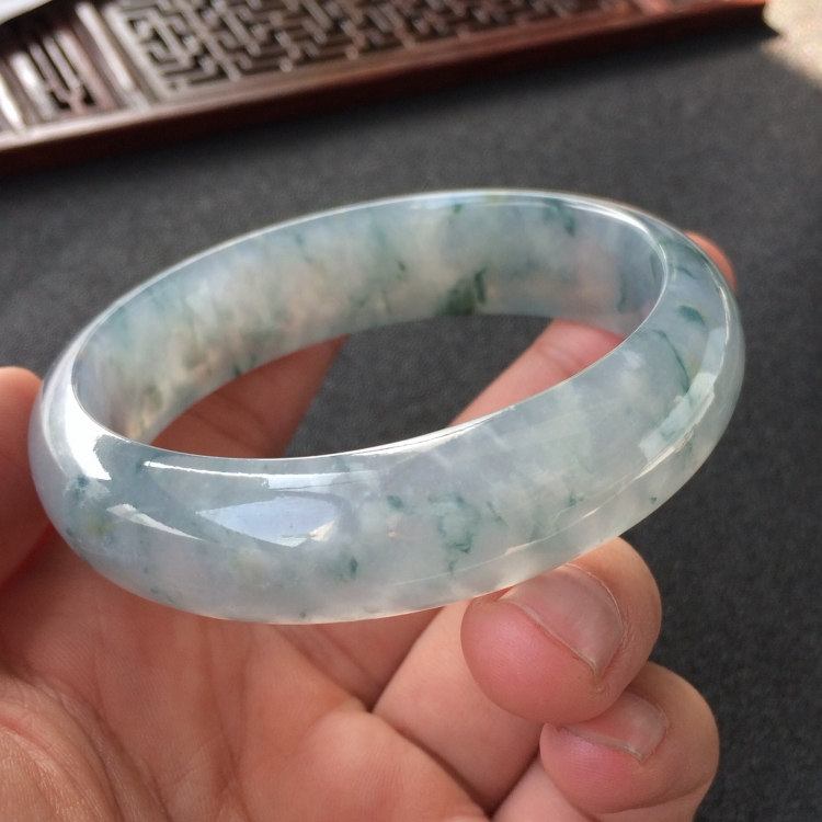(超值推荐)糯冰种紫罗兰飘花手镯(58.1mm)