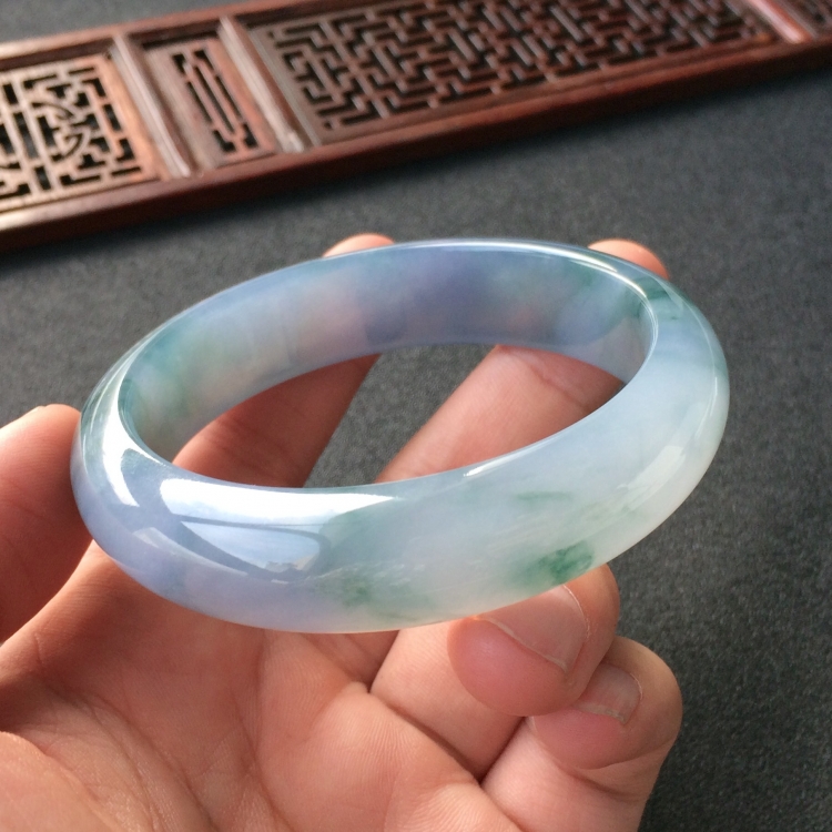(超值推荐)糯冰种紫罗兰飘花手镯(58.5mm)
