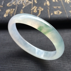 (超值推荐)冰种飘花贵妃手镯(54.3mm-49mm)
