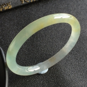 (超值推荐)冰种晴水黄翡贵妃镯(53.5mm-44.4mm)