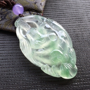 (超值推荐)冰玻种飘绿花观自在挂件