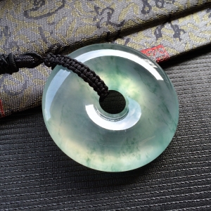 (超值推荐)冰种飘花平安扣挂件