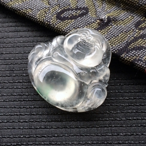 (超值推荐)冰玻种略飘翠玉佛挂件