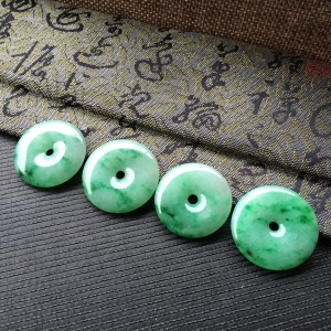 (超值推荐)糯冰种飘绿花平安扣挂件一批
