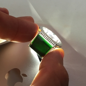 (超值推荐)糯冰种墨翠镶白金钻石方形戒指