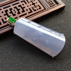 (超值推荐)糯冰种紫罗兰镶白金钻石平安牌胸坠
