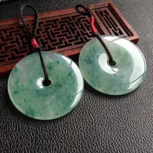 (超值推荐)冰种飘花平安扣挂件(一对)
