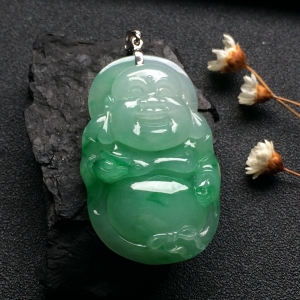 （超值推荐）糯冰种飘翠玉佛挂件（金扣）