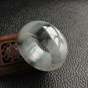 (超值推荐)糯冰种水墨色指环