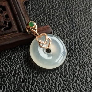 (超值推荐)冰种淡晴水平安扣挂件(金扣)