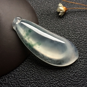 （超值推荐）冰种飘花福瓜挂件