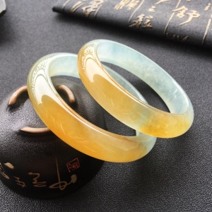 (超值推荐)冰种黄翡手镯一对(55.8mm/56.5mm)