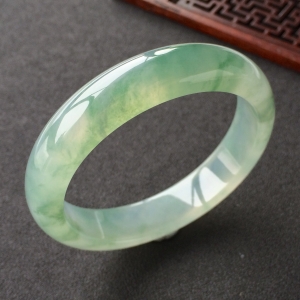 (超值推荐)冰种飘花手镯(56.5mm)