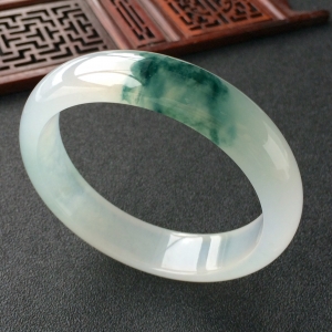 (超值推荐)冰种飘花手镯(58mm)