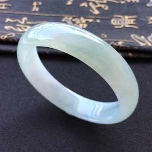 (超值推荐)糯冰种晴水飘花手镯(56mm)