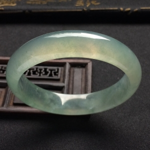 （超值推荐）冰种晴水手镯（58mm）
