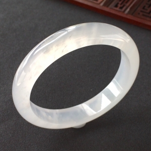 (超值推荐)冰种白色手镯(58.3mm)