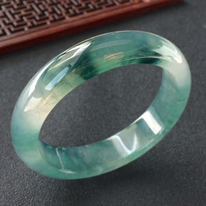 (超值推荐)冰种飘花手镯(56mm)