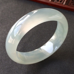 (超值推荐)冰种晴水手镯(54.5mm)
