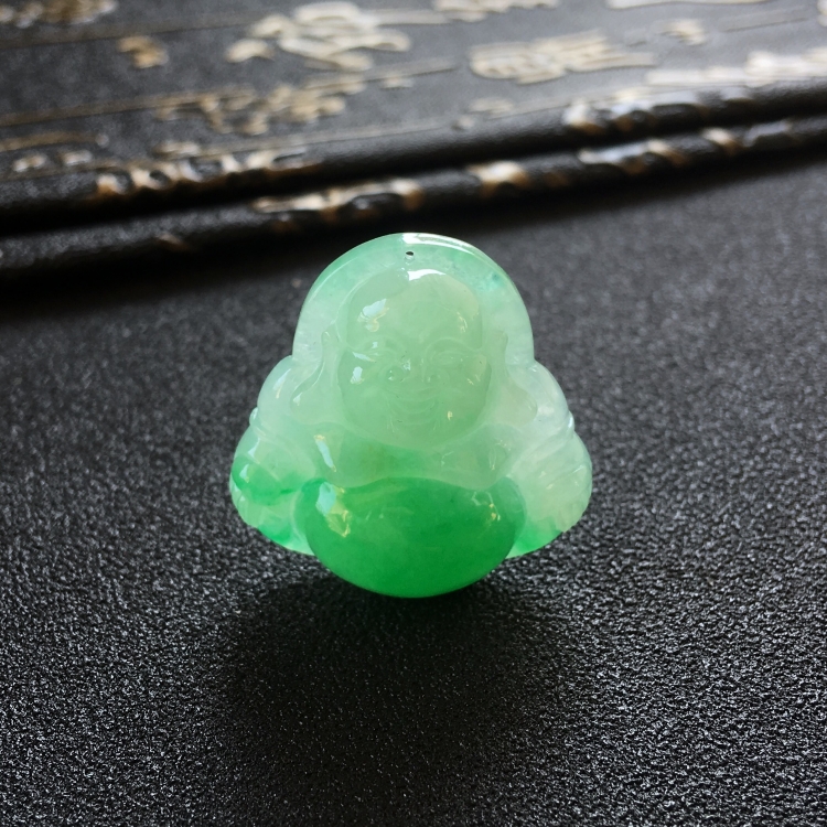 (超值推荐)糯冰种飘翠玉佛挂件