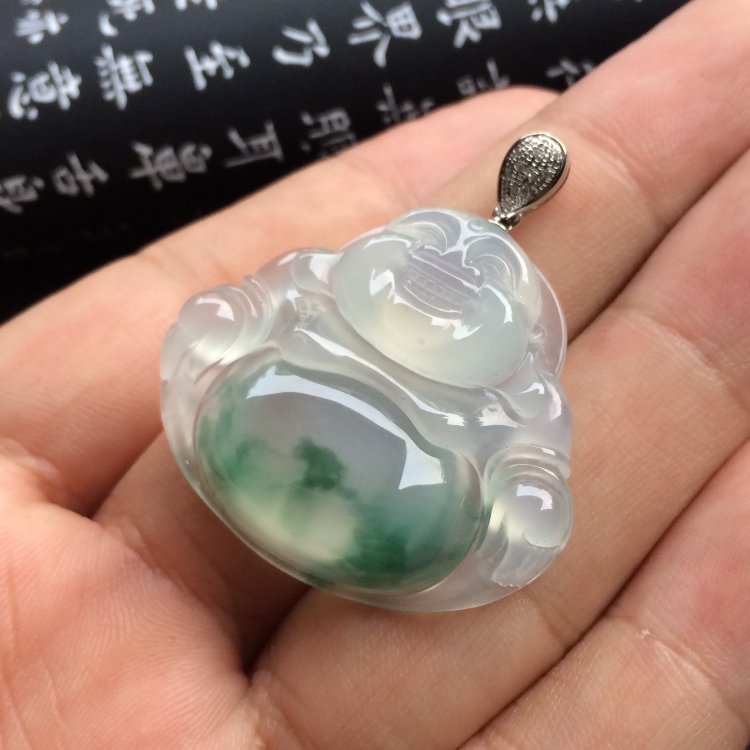 （超值推荐）冰种飘花玉佛挂件（金扣）