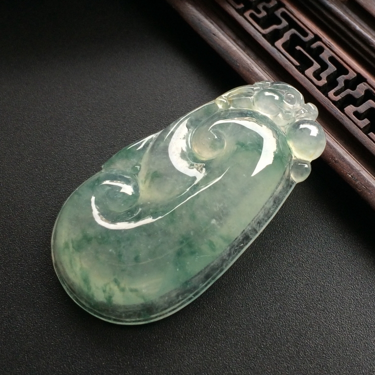 （超值推荐）冰种飘花如意挂件